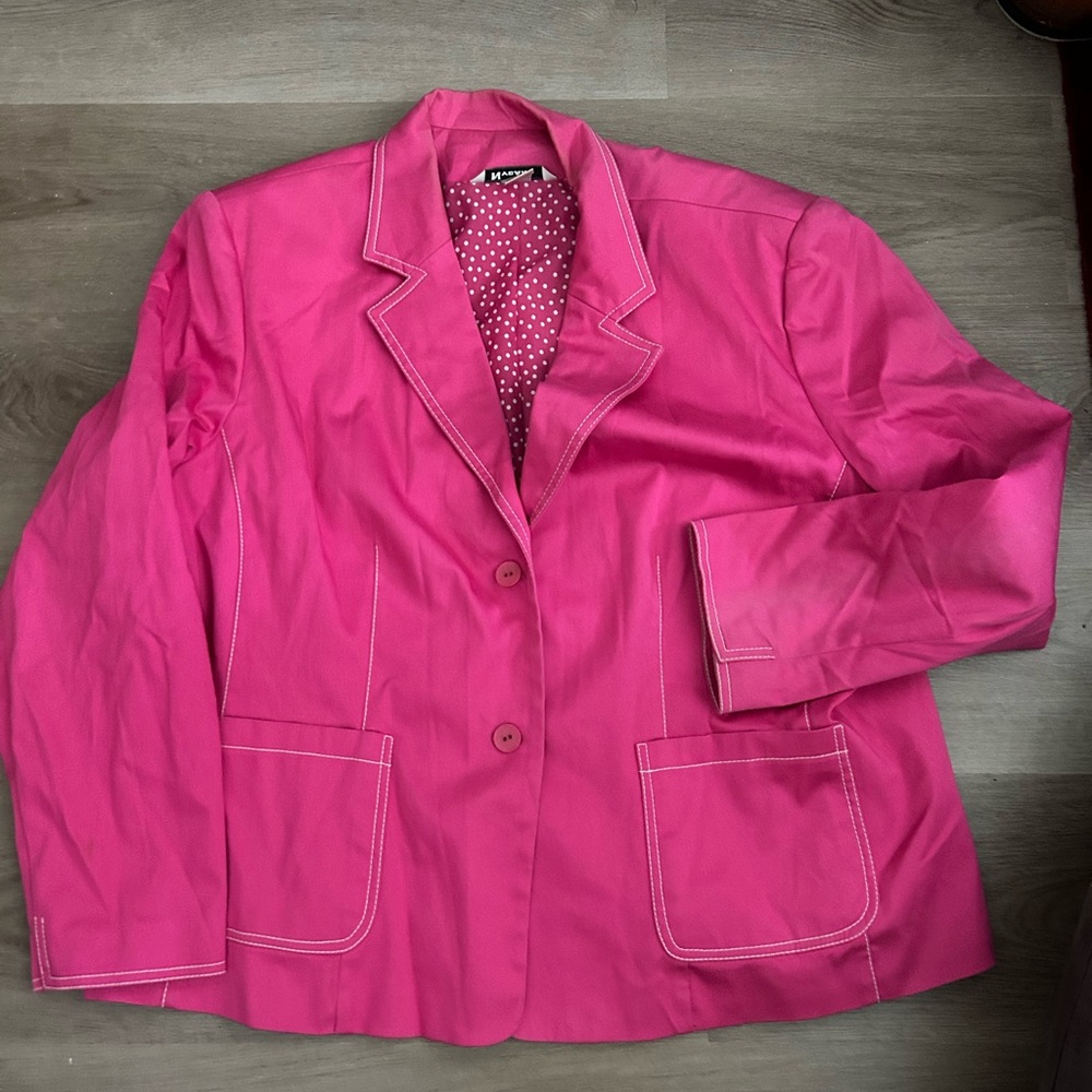 Vintage Women's Hot Pink Blazer Jacket with Contrast Stitching and Polka Dots